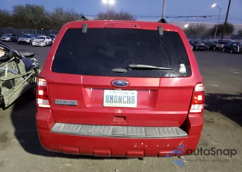 2011 Ford Escape Xlt z USA, uszkodzony, nr VIN 1FMCU0D76BKB25452